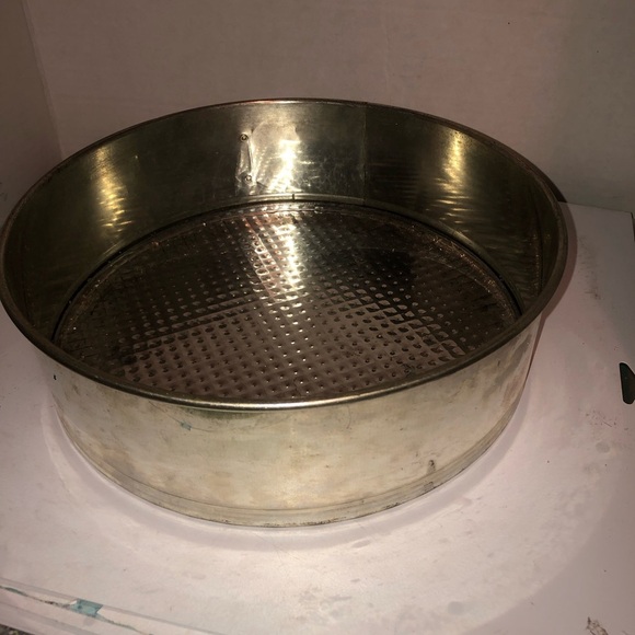 Vintage springform cake pan. Cheesecake, ice cream cakes, pizza, and more- used - Picture 2 of 4